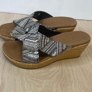 サンダル・ミュール Haus Of Honey Crossed Band Sandals Haus of Honey Crossed Band Sandals | italist